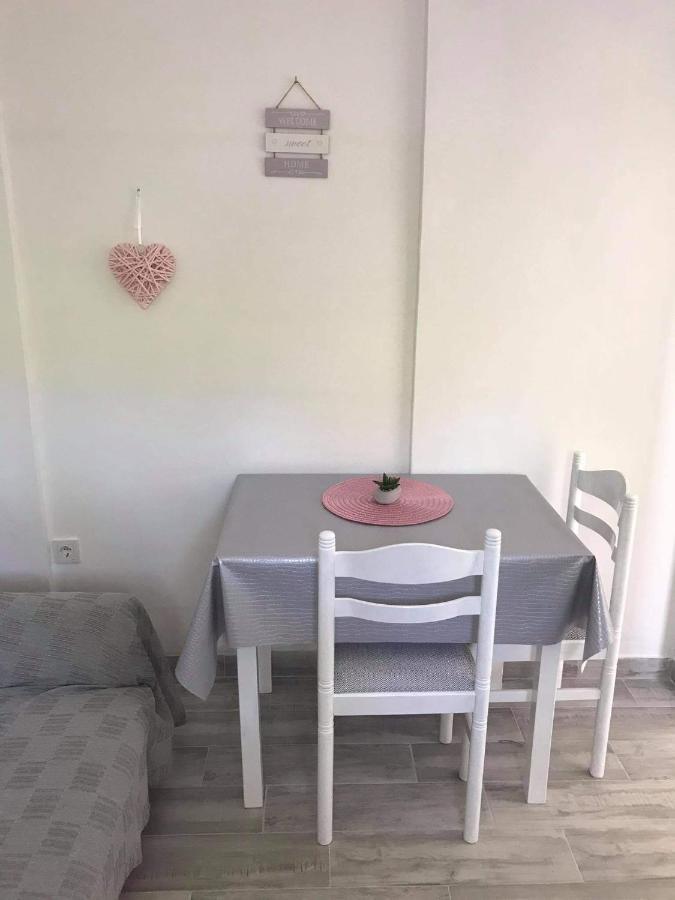 Apartment Jonas Ровинь Экстерьер фото
